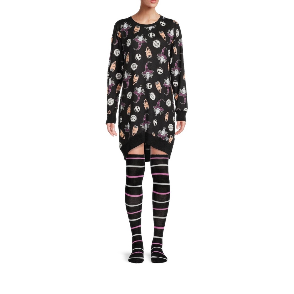 Nightmare Before
Christmas Pajama set with Socks-Disney